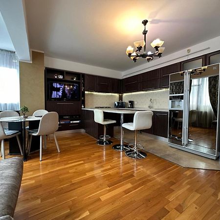 Luxury Nordic 46 Apartment Сучава Экстерьер фото